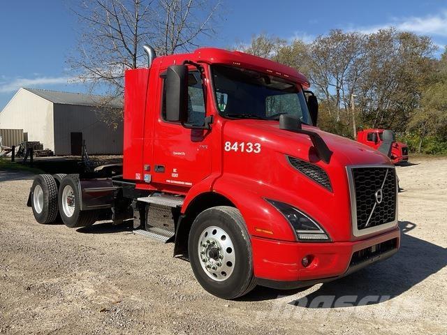 Volvo VNR Autotractoare