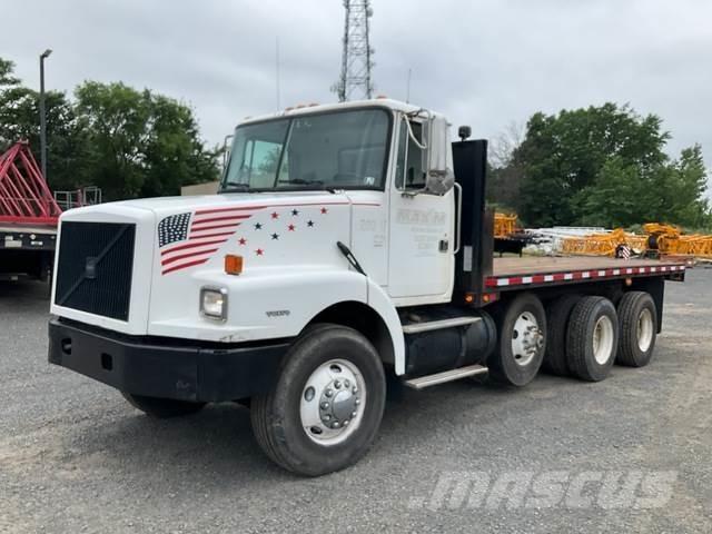 Volvo WG Camioane platforma/prelata