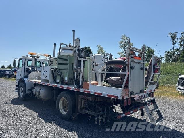 Volvo WX42 Municipal/vehicul cu uz general