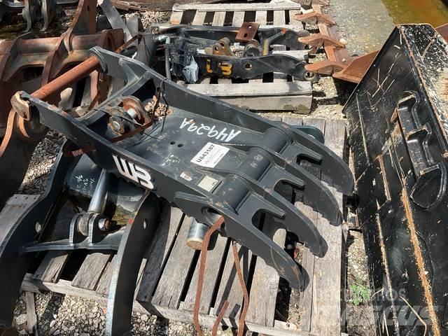 Werk-Brau  Excavatoare pe șenile
