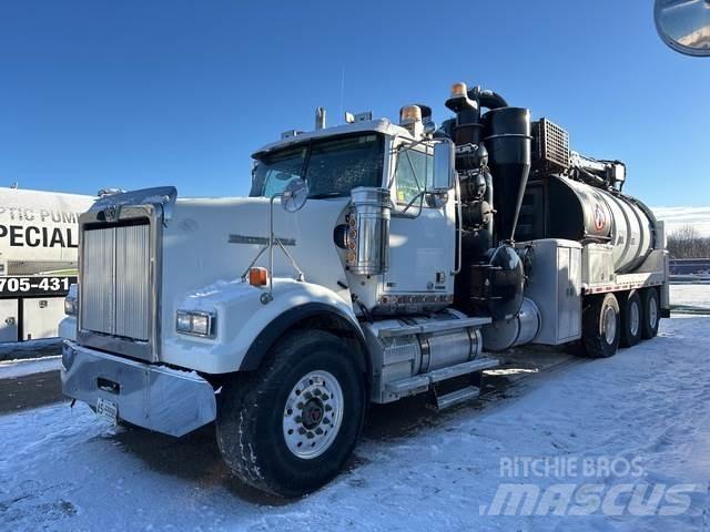 Western Star  Excavatoare pe șenile
