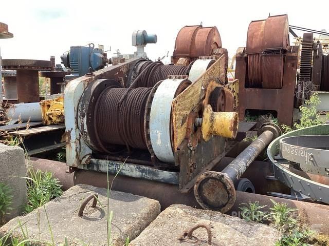  Winch Macarale