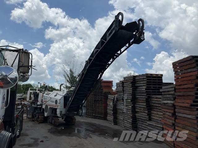 Wirtgen W1200F Utilaje asfalt cu freze reci