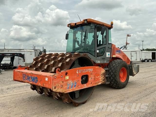 XCMG CV123PDU Compactoare monocilindrice