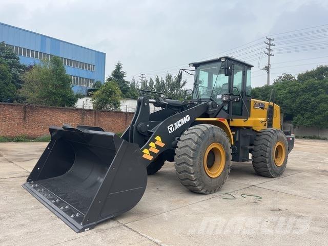 XCMG LW500HV Incarcator pe pneuri