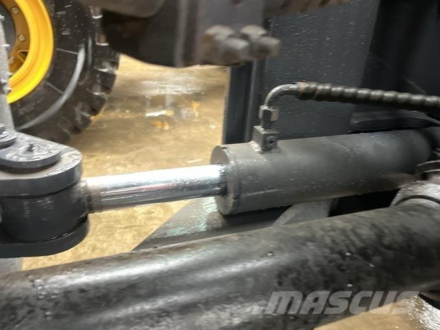 XCMG LW600KV Incarcator pe pneuri