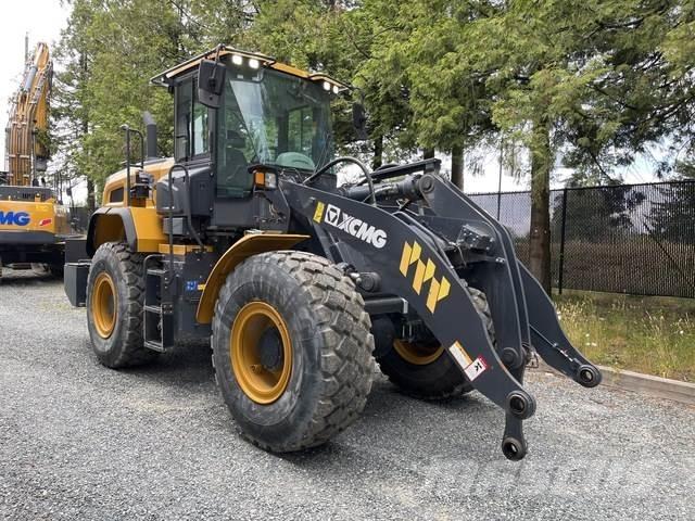 XCMG XC938U Incarcator pe pneuri
