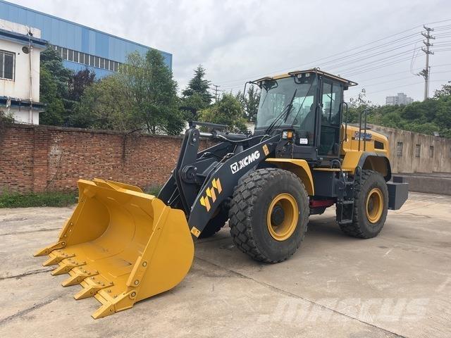 XCMG XC938U Incarcator pe pneuri