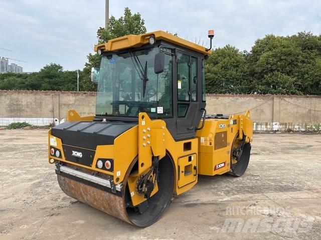 XCMG XD83 Cilindri compactori dubli
