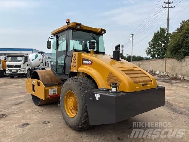 XCMG XS113E Compactoare monocilindrice
