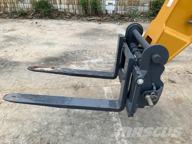 XCMG XT2506E Stivuitoare telescopice