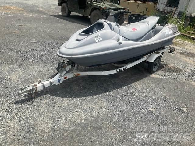 Yamaha  Barje si pontoane