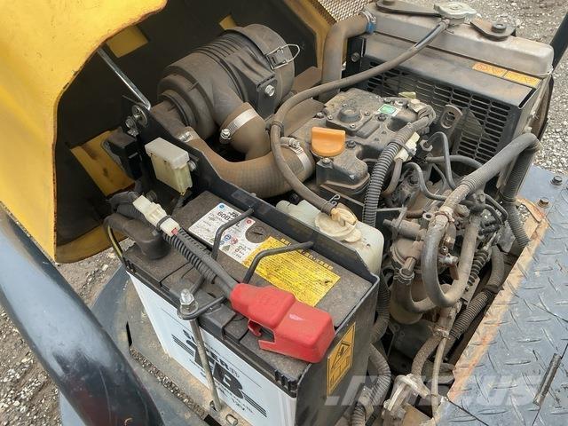 Yanmar C12R-B Autobasculante cu senile