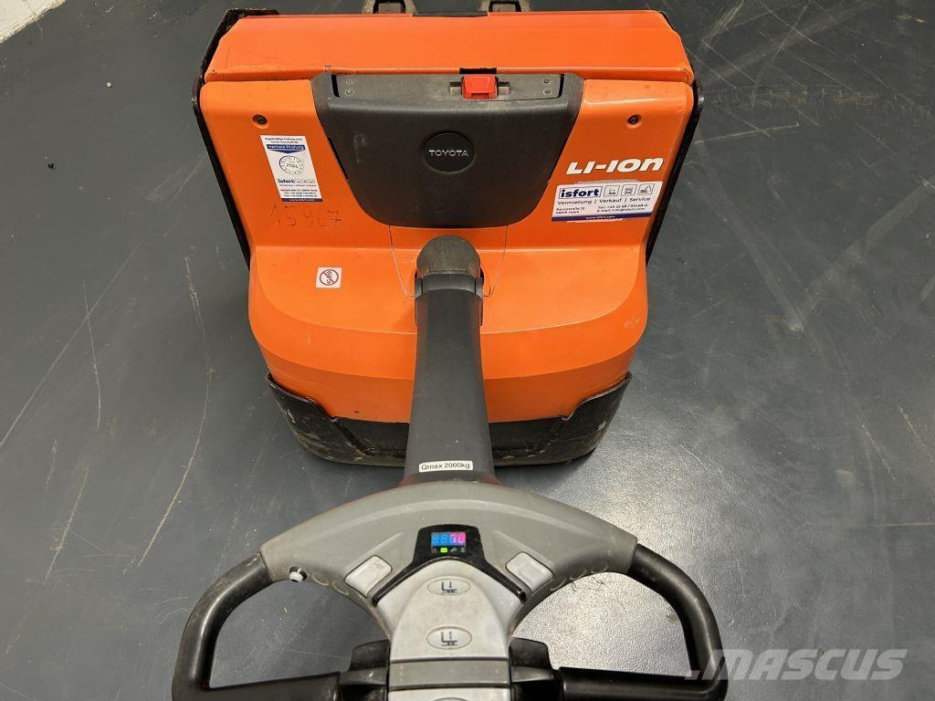 BT LWE200 - Lithium Ion Transpaleta manuala
