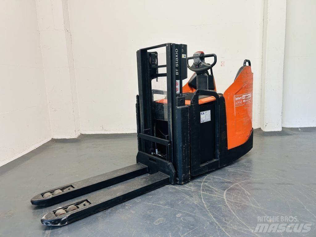 BT SPE200D Transpaleti autopropulsanti