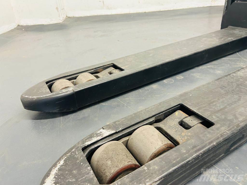 BT SPE200D Transpaleti autopropulsanti