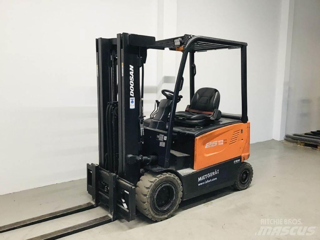 Doosan B25X-7 Stivuitor electric