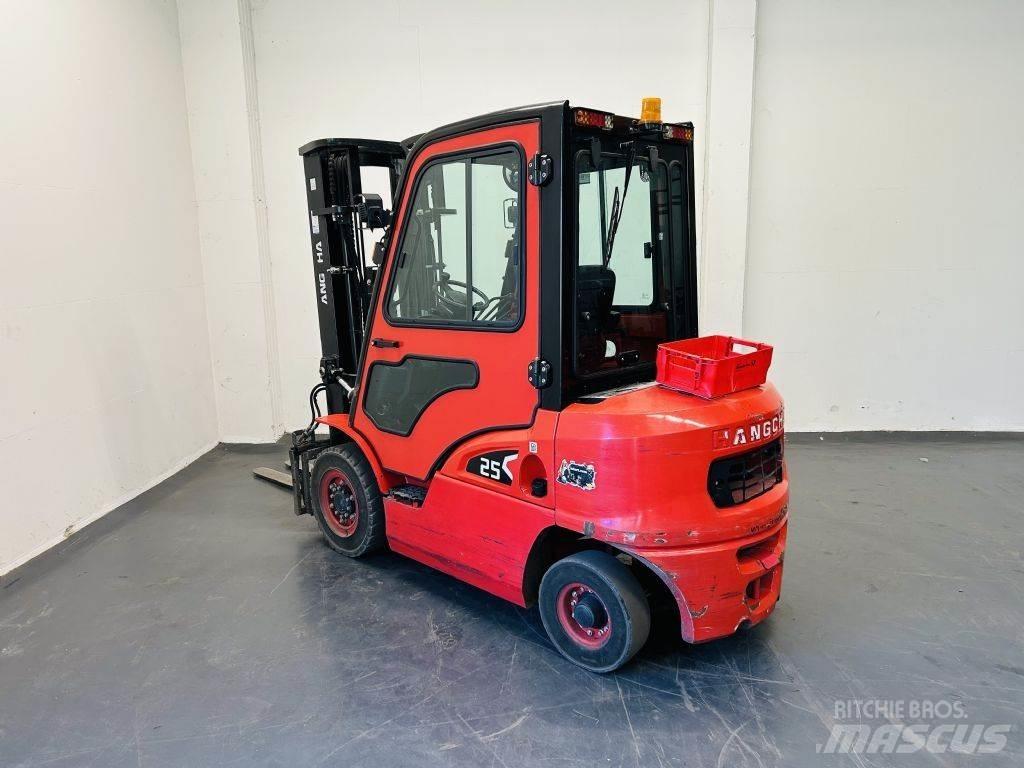 Hangcha CPCD25-XRW92F Stivuitor diesel
