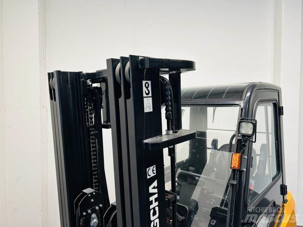 Hangcha CPD25-XEY2-SI Stivuitor electric