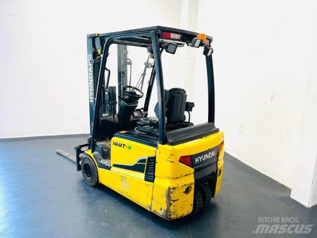 Hyundai 18BT-9 Stivuitor electric
