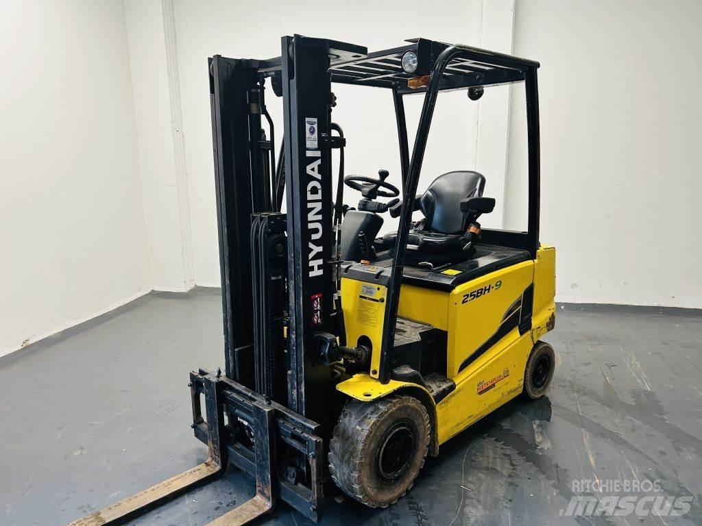 Hyundai 25BH-9 Stivuitor electric