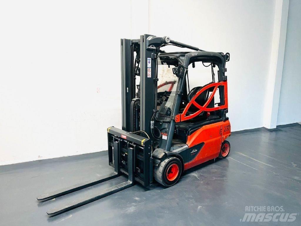 Linde E20PL-02 Stivuitor electric