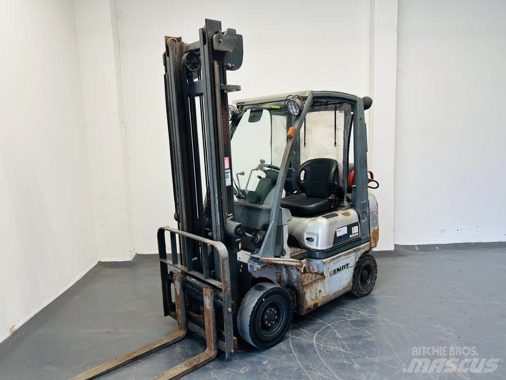 Nissan PD01A18PQ Stivuitor GPL