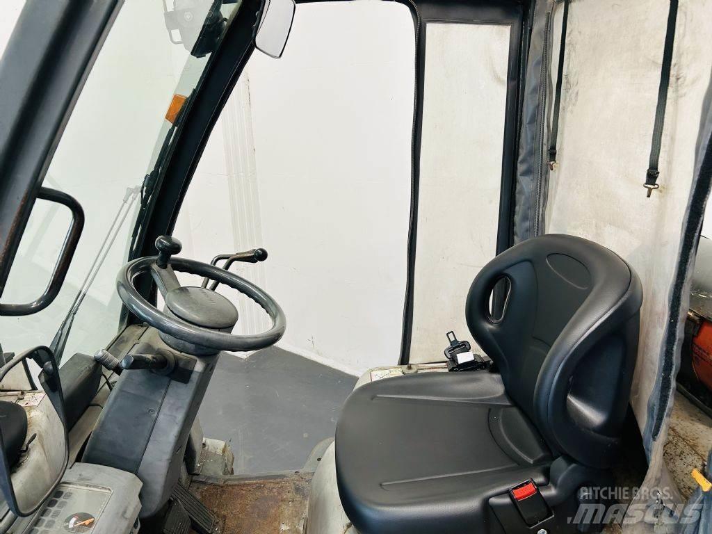 Nissan PD01A18PQ Stivuitor GPL