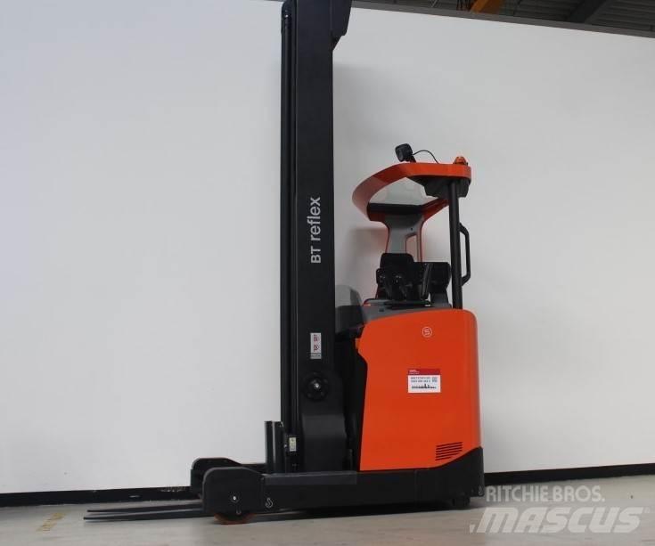 Toyota RRE160H Stivuitor cu catarg retractabil