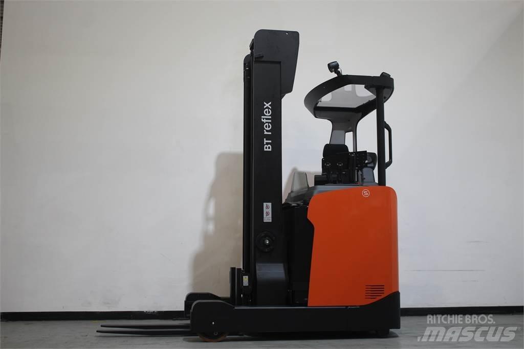 Toyota RRE160H Stivuitor cu catarg retractabil