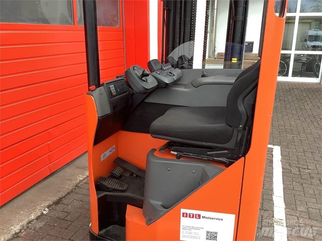Toyota RRE160M Stivuitor cu catarg retractabil