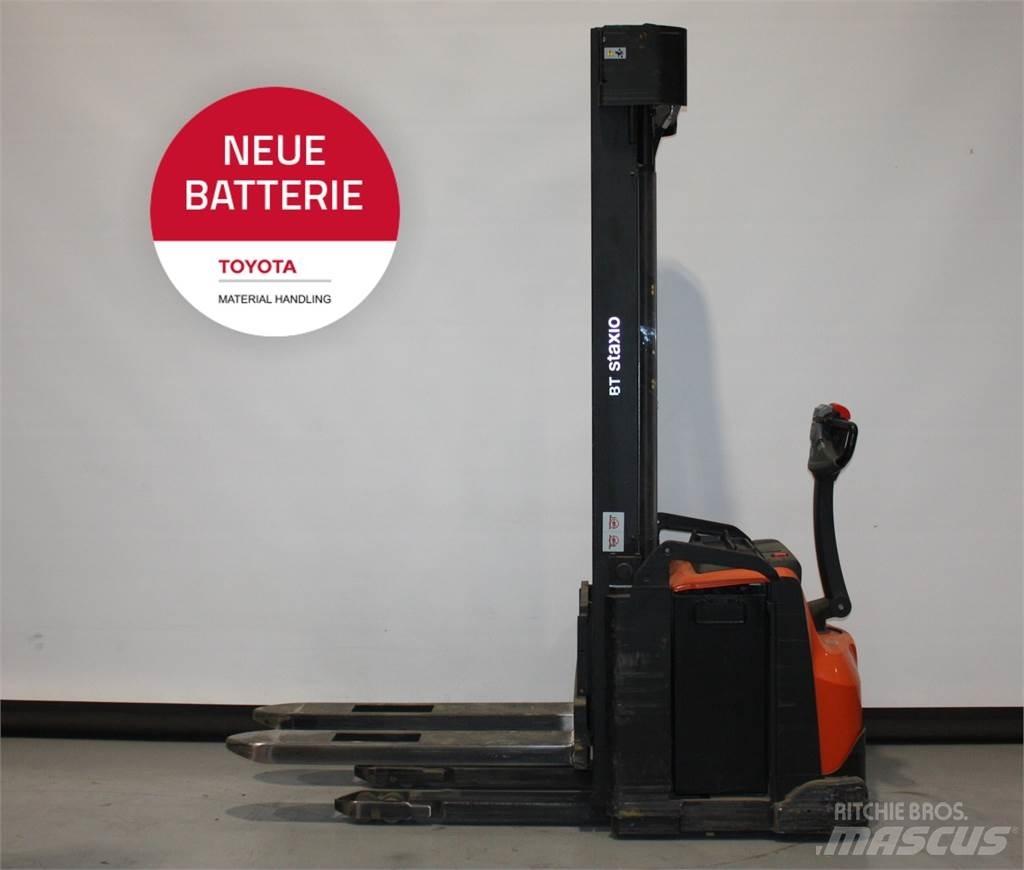 Toyota SWE160 Transpaleta manuala