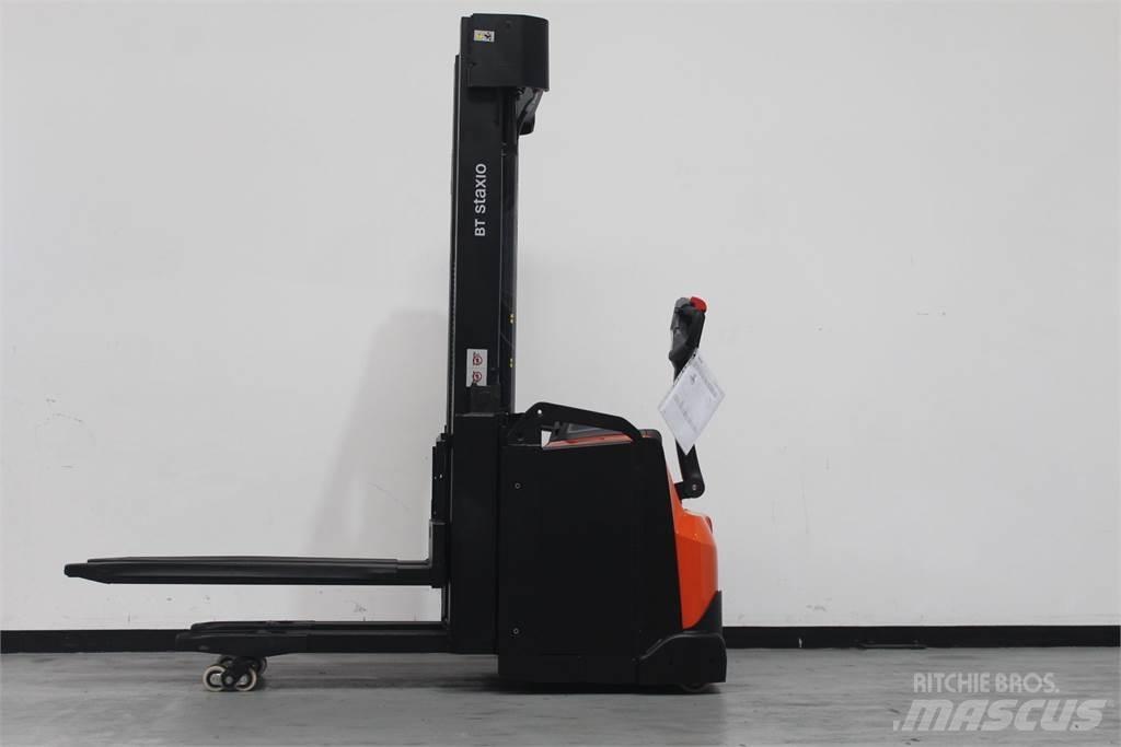 Toyota SWE160L Transpaleta manuala