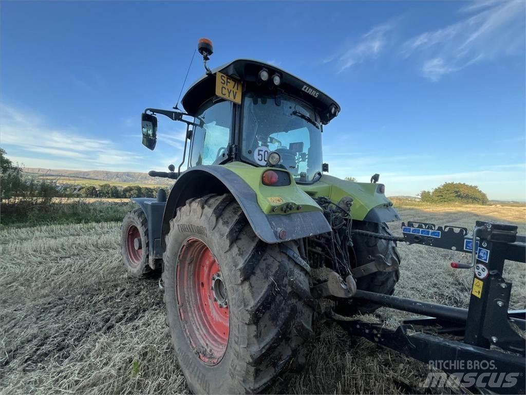 CLAAS ARION 630 Tractoare