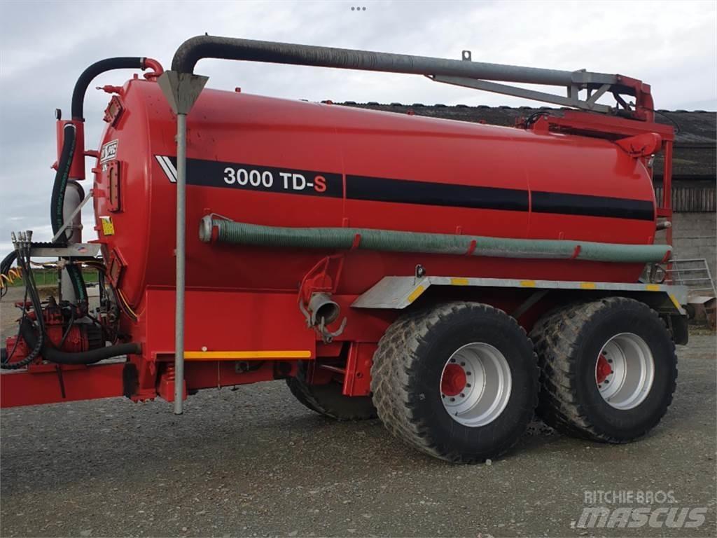 Hi-Spec 3000 TD-S Distribuitoare de ingrasamant