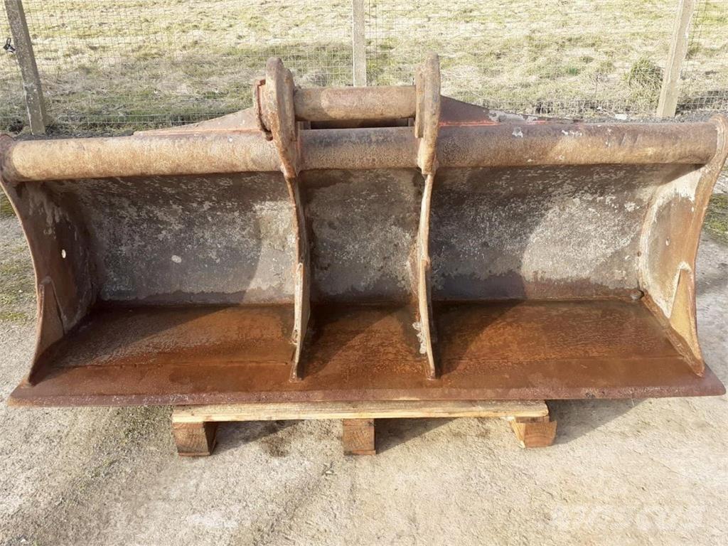  Misc. 14T DITCHER Utilaje agricole - Altele