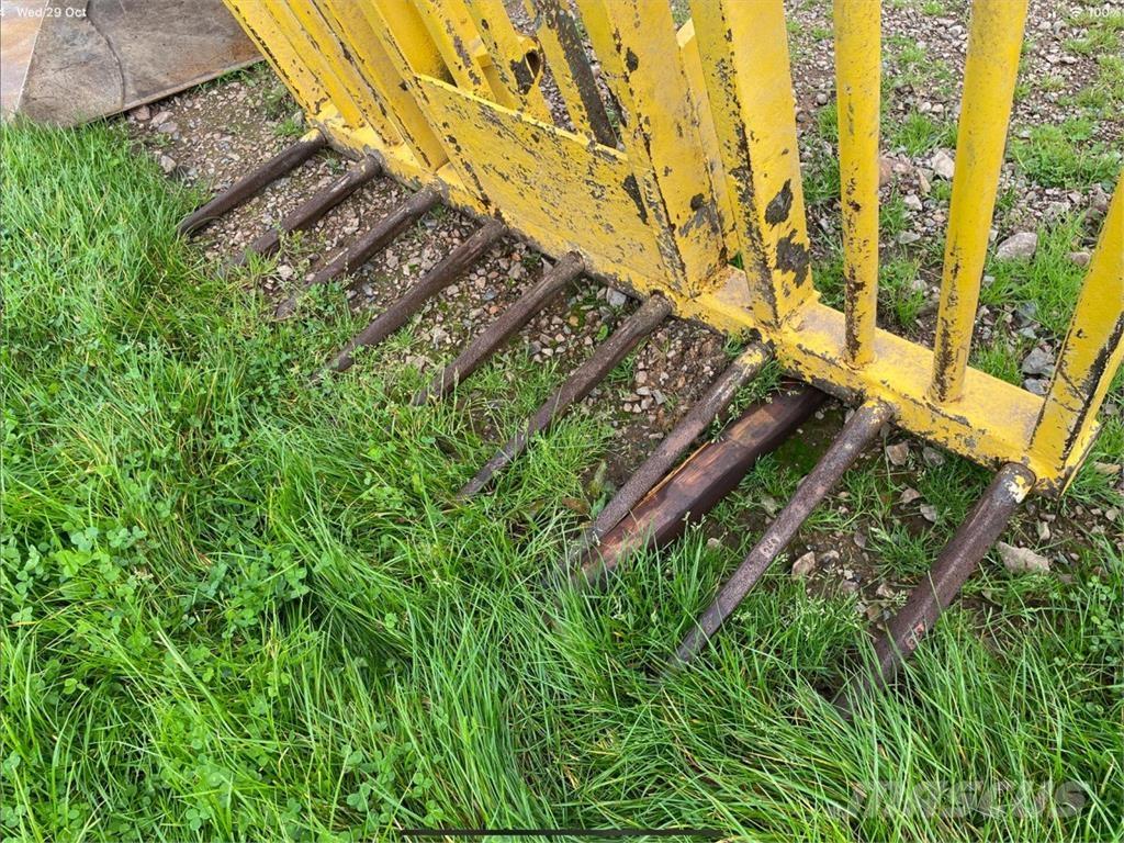  Misc. MUCK FORK Utilaje agricole - Altele