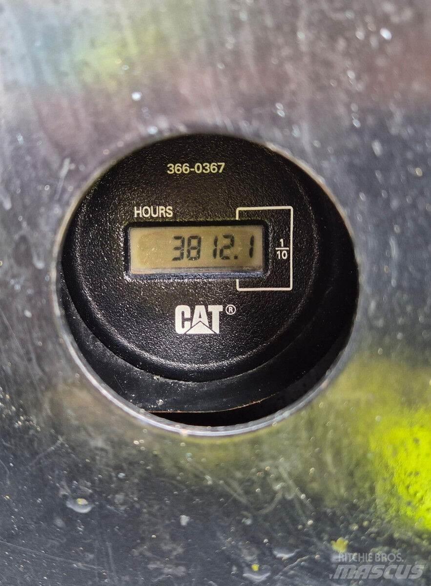 CAT 305E2 Excavatoare 7t - 12t