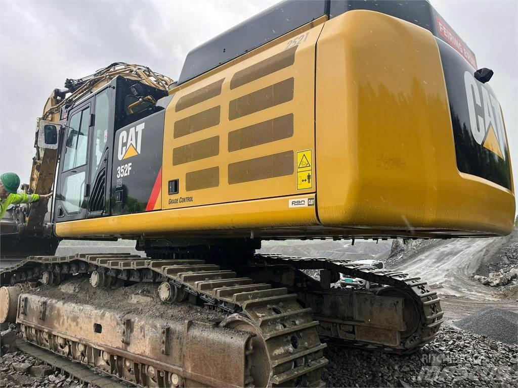 CAT 352F XE Excavatoare pe șenile
