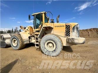 Volvo L180F Incarcator pe pneuri