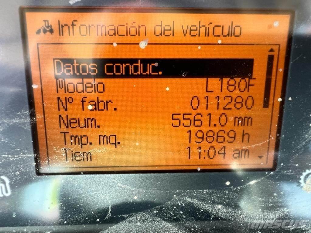 Volvo L180F Incarcator pe pneuri