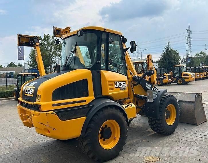 JCB 409 Incarcator pe pneuri