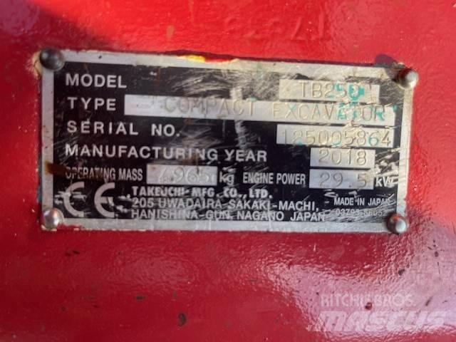 Takeuchi TB250 Excavatoare 7t - 12t