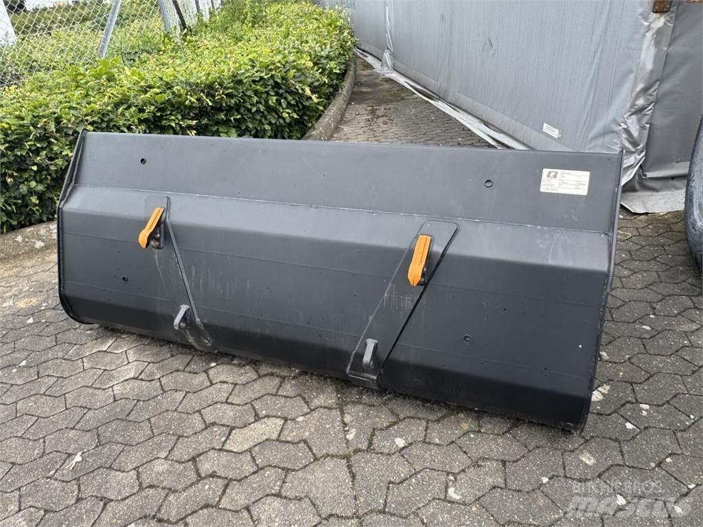 Ålö VL 225 SKOVL Încarcatoare frontale