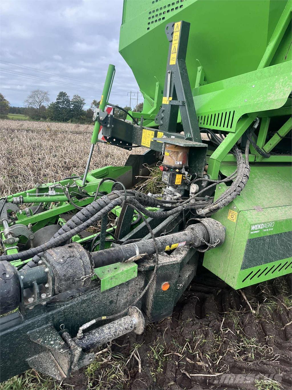 AVR 9200 CR Recoltatoare de cartofi