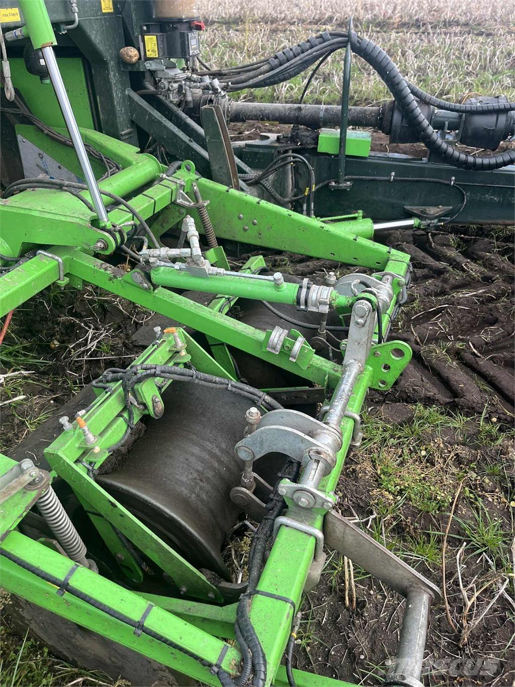 AVR 9200 CR Recoltatoare de cartofi