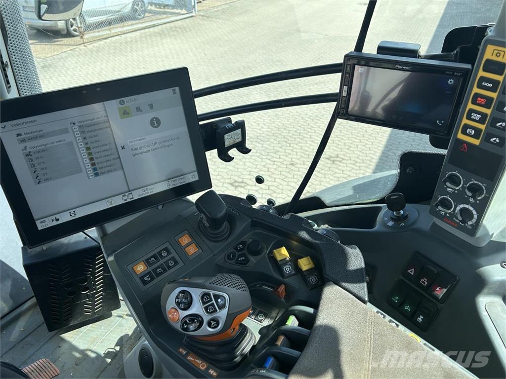 CLAAS AXION 870 Tractoare