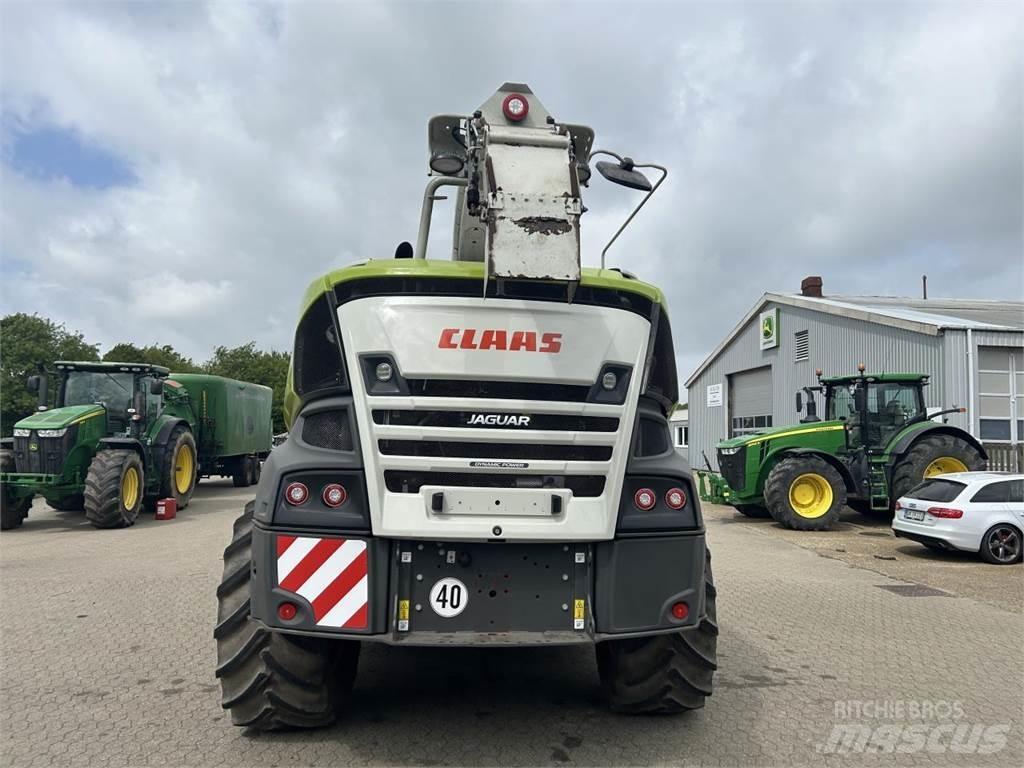 CLAAS JAGUAR 950 Culegatoare de nutret