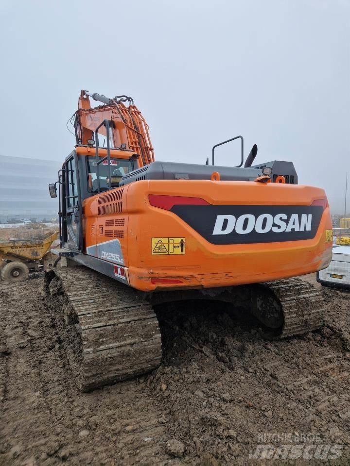 Doosan 255-5 Excavatoare pe șenile
