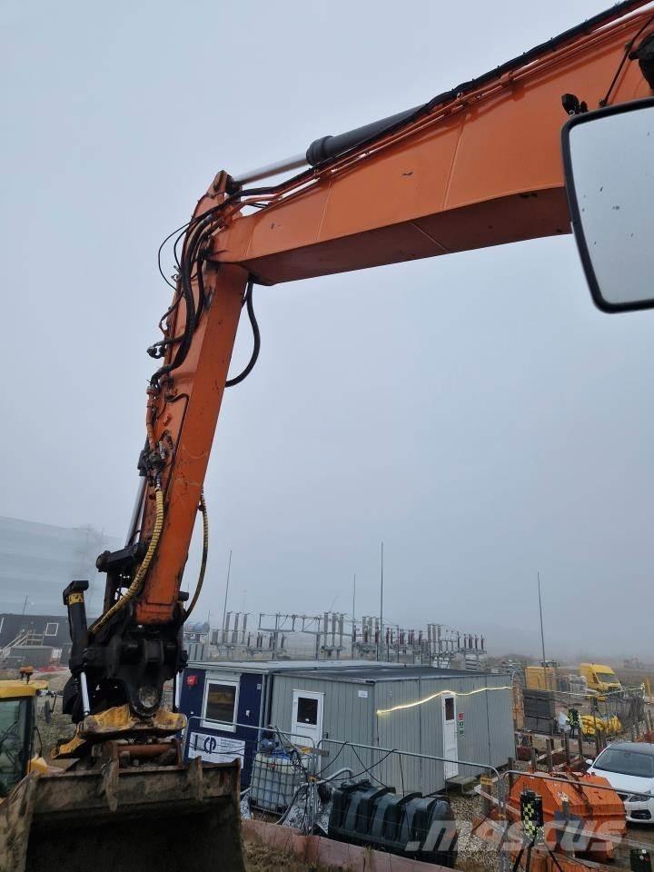Doosan 255-5 Excavatoare pe șenile
